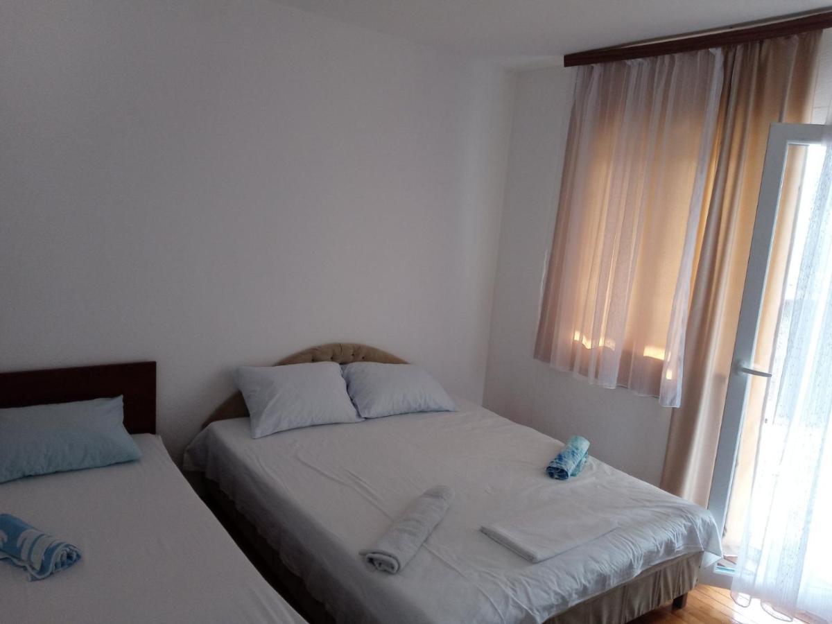 Apartman Seno โมสตาร์ ภายนอก รูปภาพ