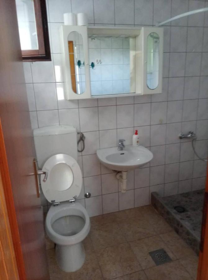 Apartman Seno โมสตาร์ ภายนอก รูปภาพ