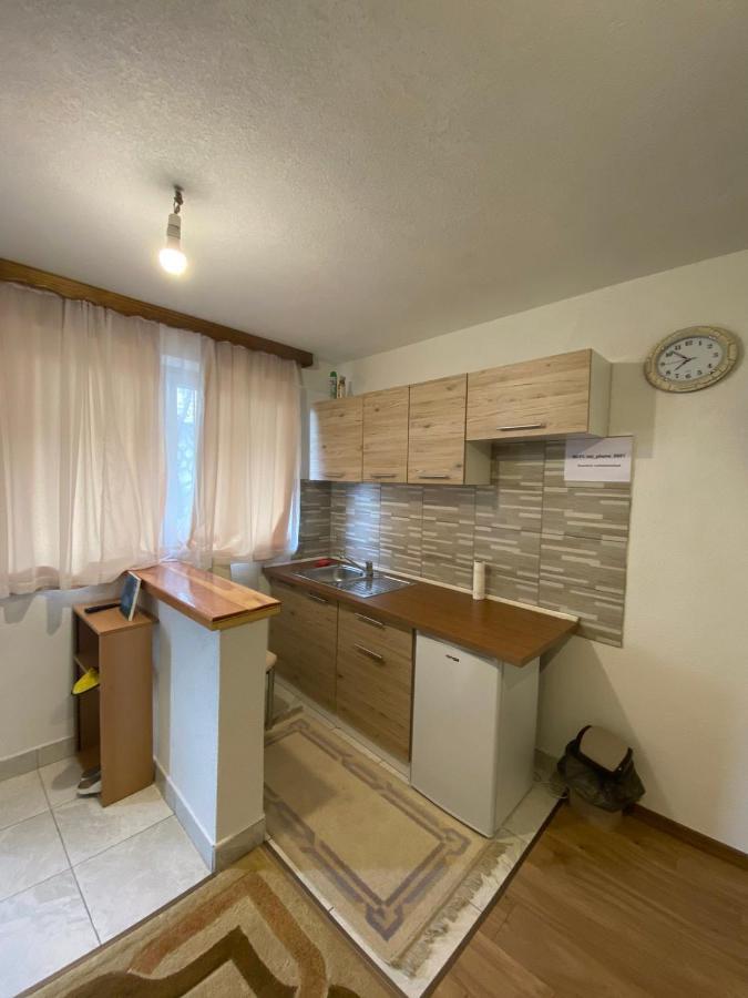 Apartman Seno โมสตาร์ ภายนอก รูปภาพ