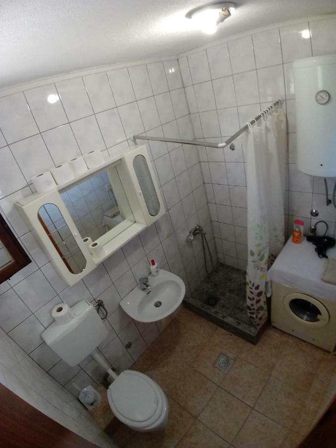 Apartman Seno โมสตาร์ ภายนอก รูปภาพ